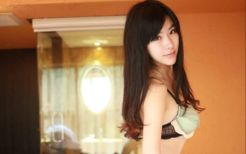 如(rú)何利用語言大模型來生成具有創新性和(hé)創造性的文本內(nèi)容?|APP開(kāi)發|小程序開(kāi)發|軟著申請(qǐng)